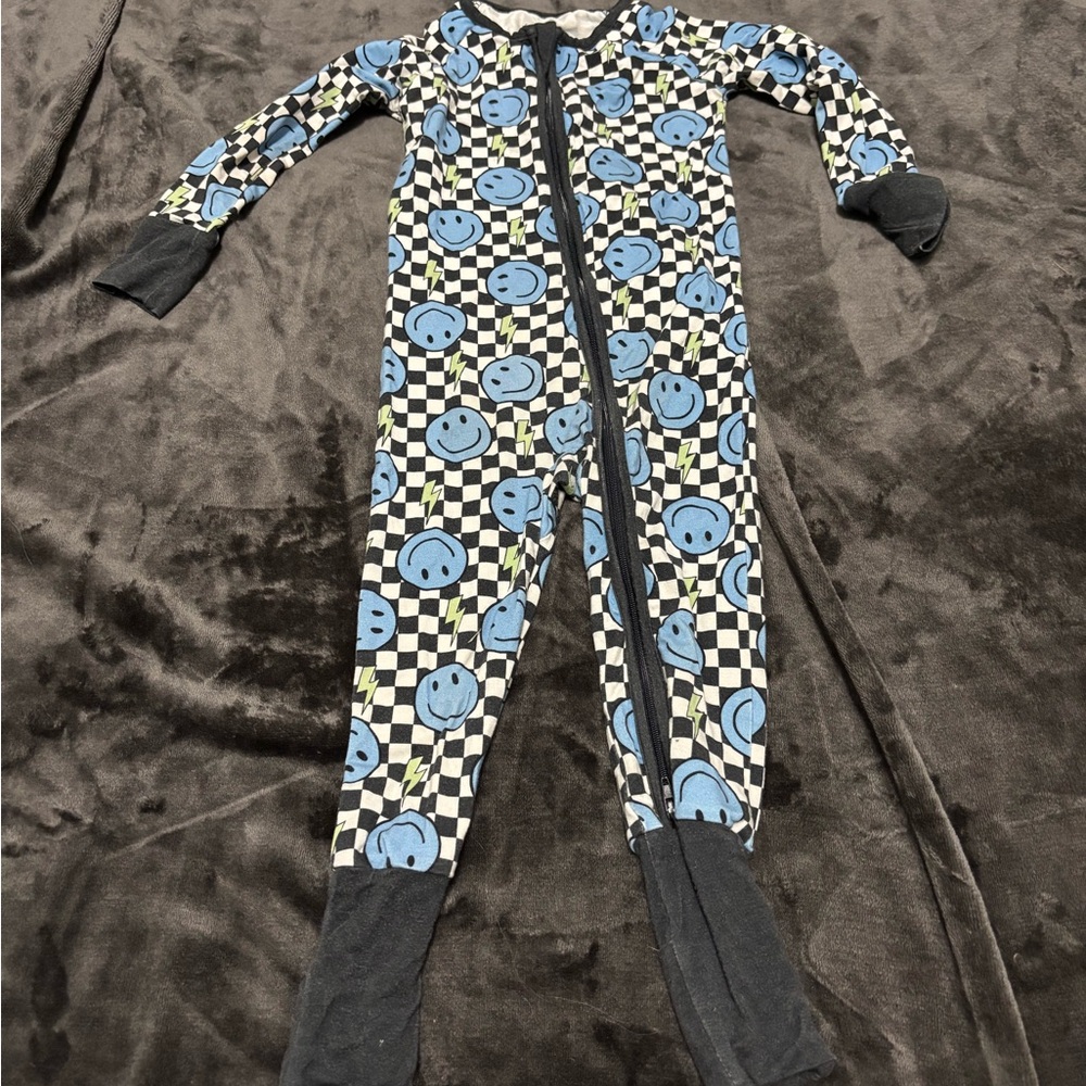 Kids Smiley Face Reto - Blue and Black Bamboo Sleeper